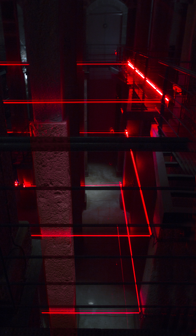 photo of a laser installation, lost places, previous transformer station, Berlin-Reinickendorf (Germany)