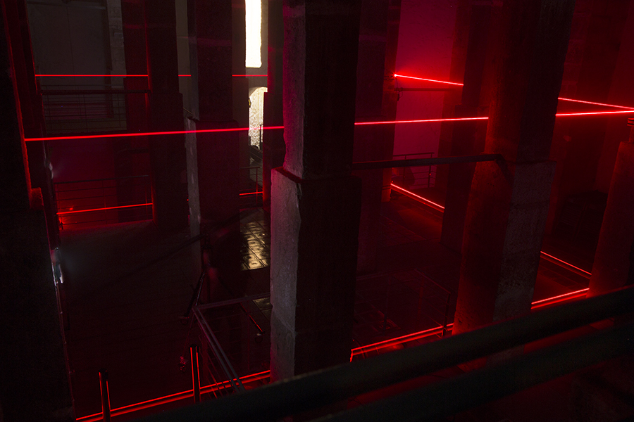 photo of a laser installation, lost places, previous transformer station, Berlin-Reinickendorf (Germany)